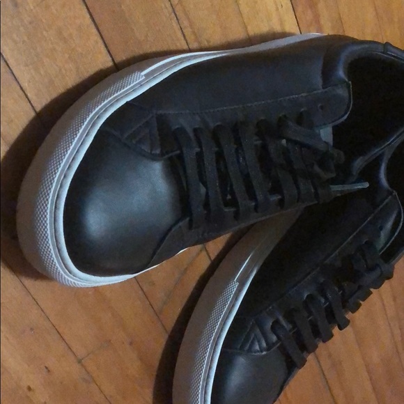Givenchy black sneakers - Picture 2 of 3